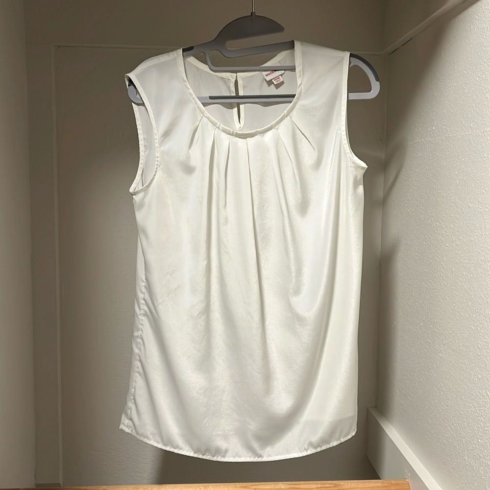 Merona Women white shell blouse - M